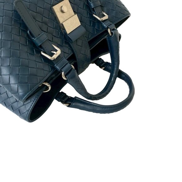 BOTTEGA VENETA Blue Leather Intrecciato Shoulder Bag - Picture 4 of 10